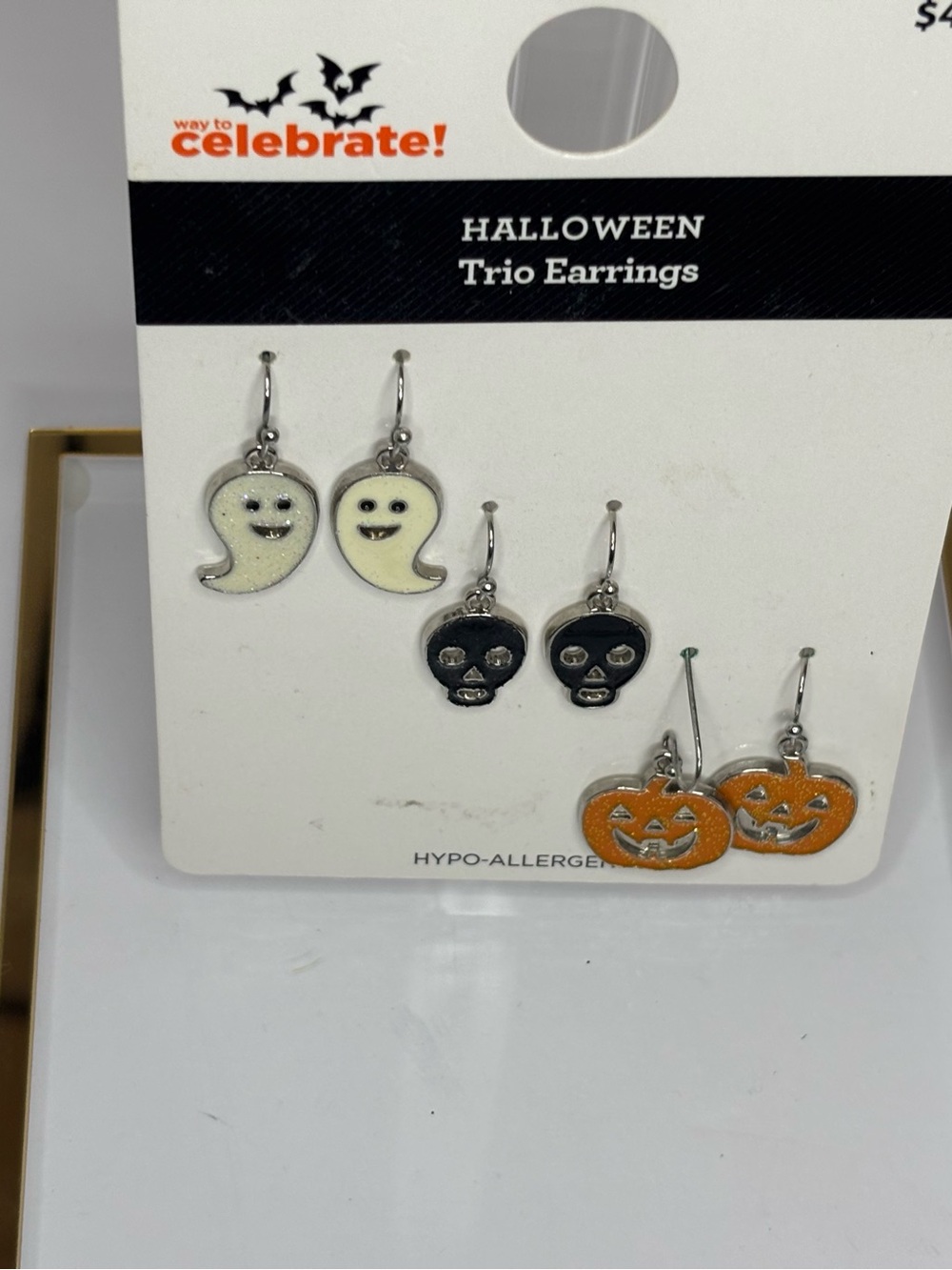 Halloween Trio Dangle Earrings - Ghost White, Skull Black, Pumpkin Orange